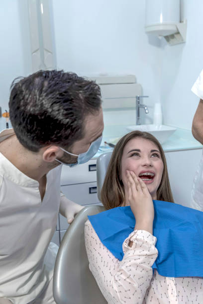 Best Cracked Tooth Emergency Dentist  in Dillsboro, IN